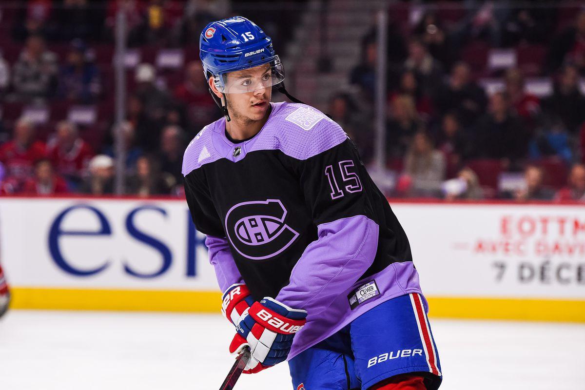 Jesperi Kotkaniemi va rester au CENTRE....