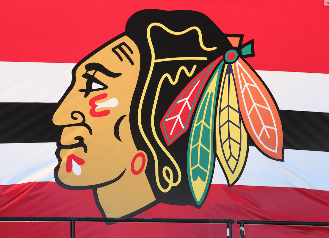 Les Blackhawks pourraient changer de NOM et de LOGO....