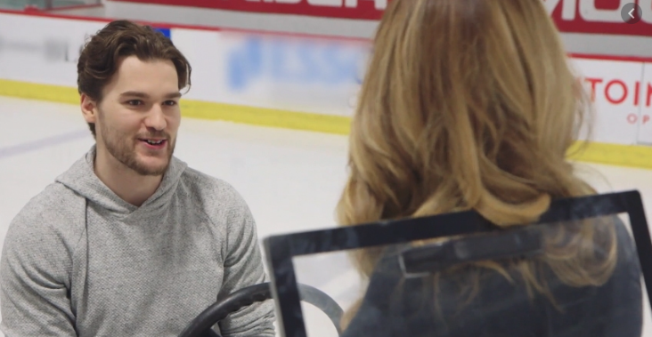 Même la GENTE FÉMININE...Est sur le dos de Jonathan Drouin....