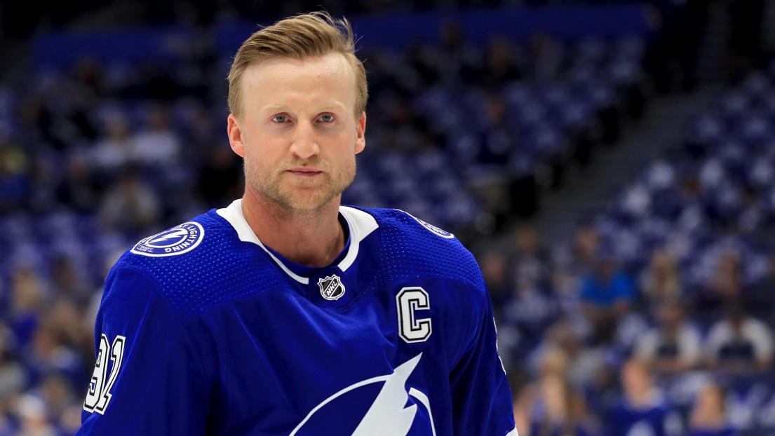 Steven Stamkos ABSENT de façon INDÉTERMINÉE....