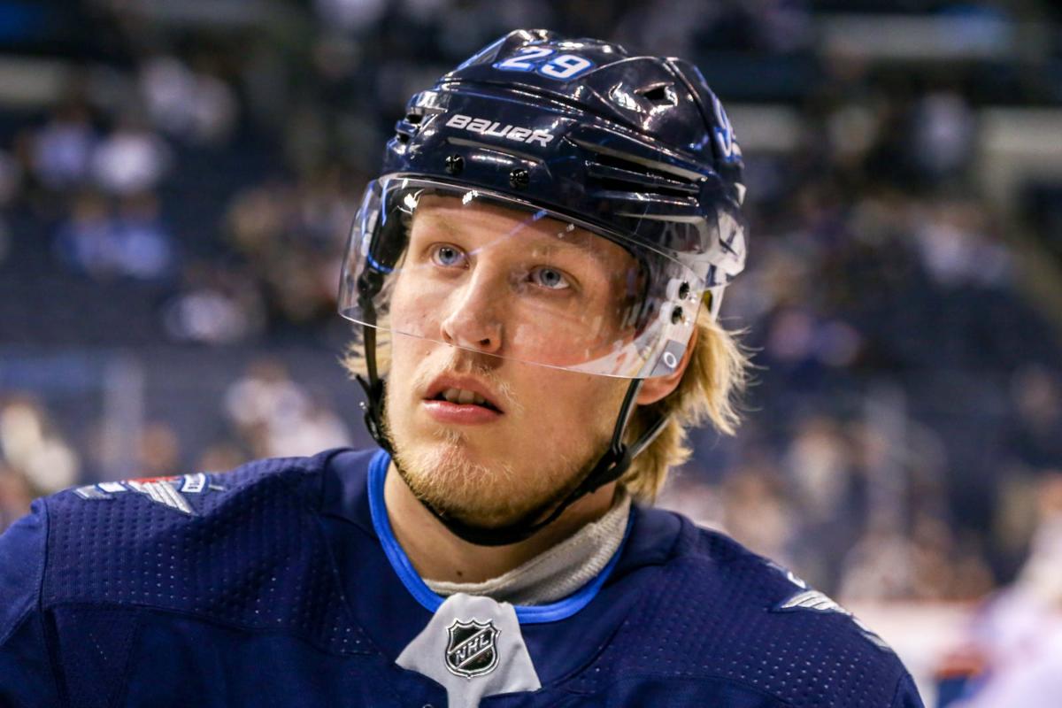 Au tour des Flyers de soumettre une MÉGA-OFFRE pour Patrik Laine....