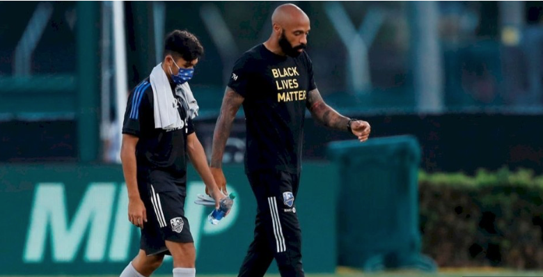 Faudrait rappeler l'ancien SLOGAN du CH à Thierry Henry...