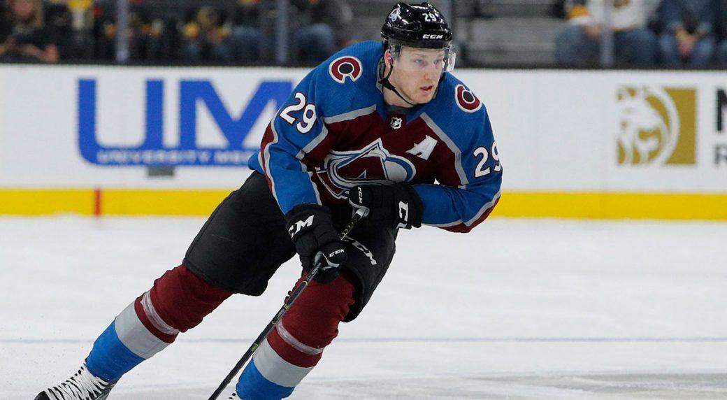 Nathan MacKinnon doit être en TABARN...