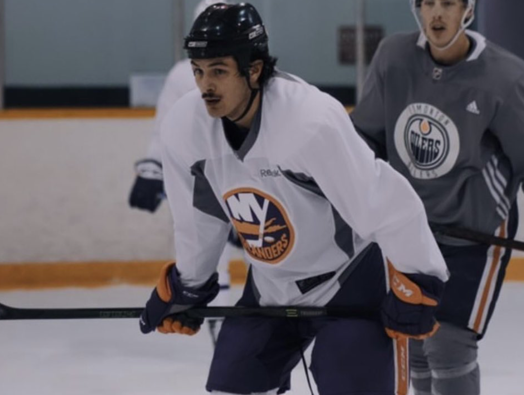 AYOYE...Une offre hostile s'en vient pour Mathew Barzal ?