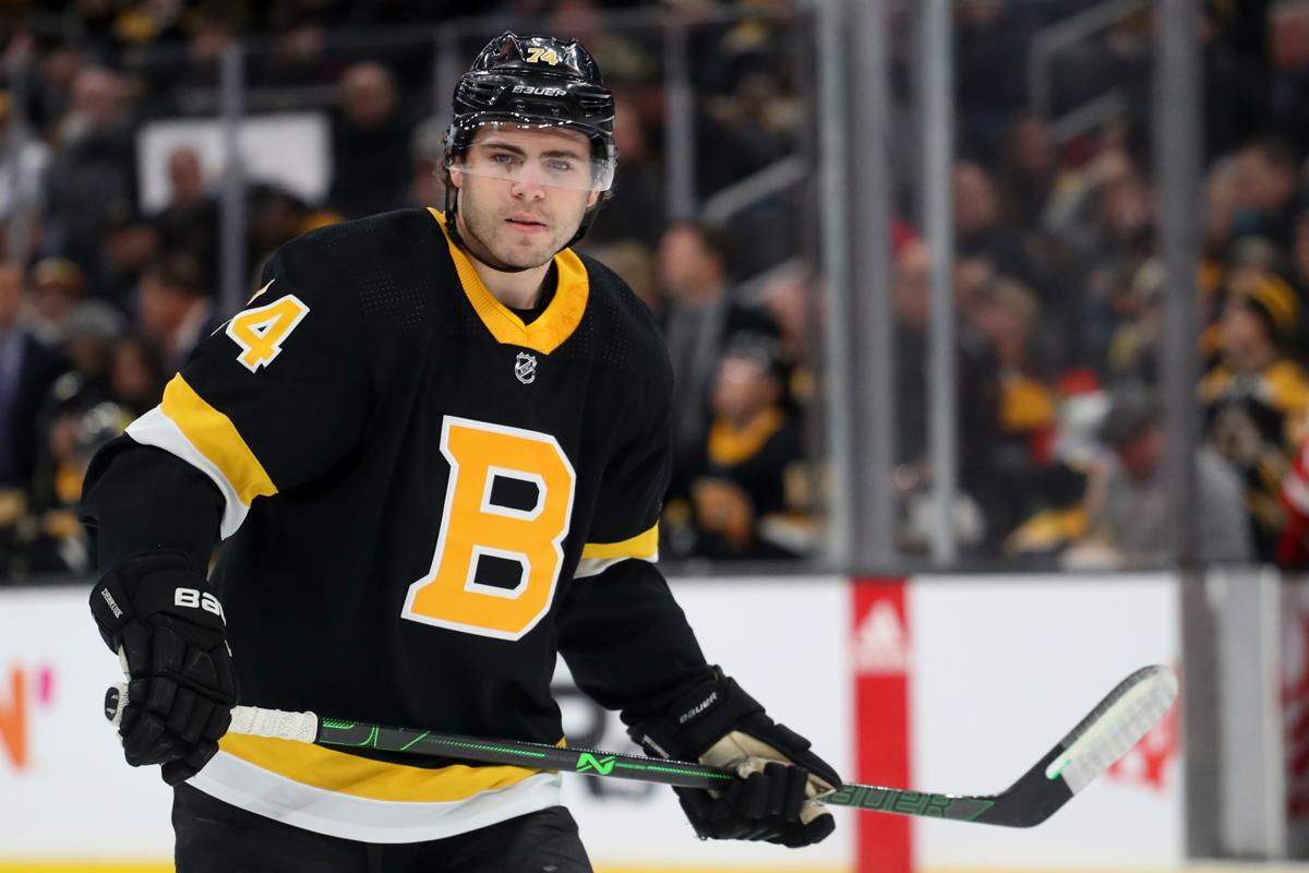 Jake DeBrusk a été proposé aux Coyotes...