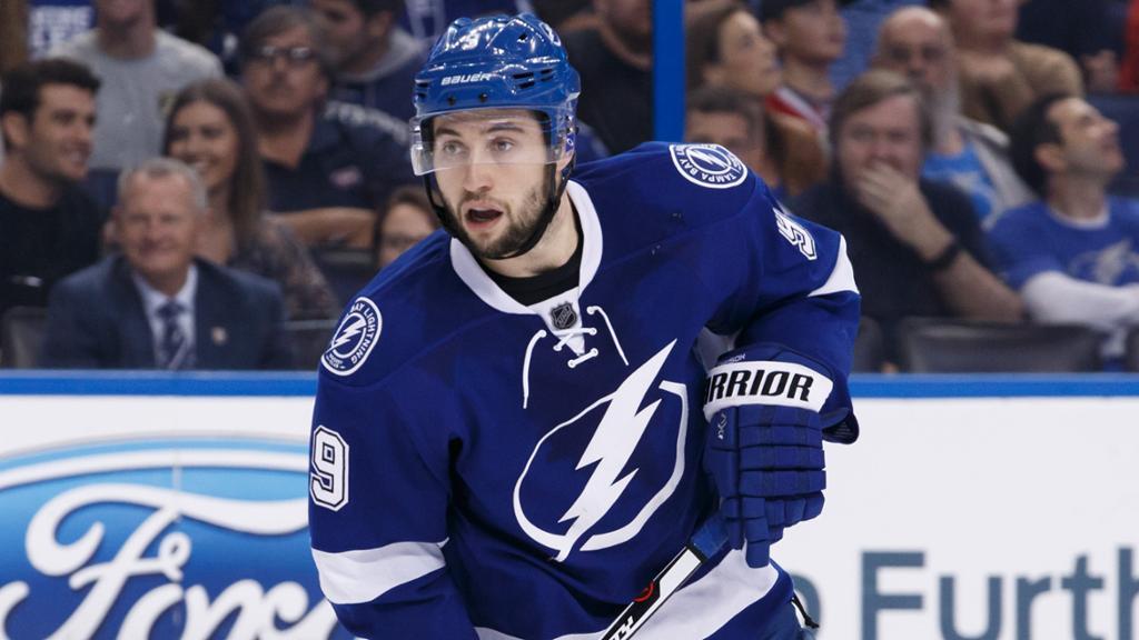 Tyler Johnson sera le premier à partir...