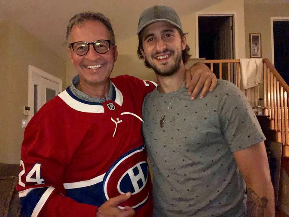 Il faut envoyer cet article à Phil Danault et sa famille...