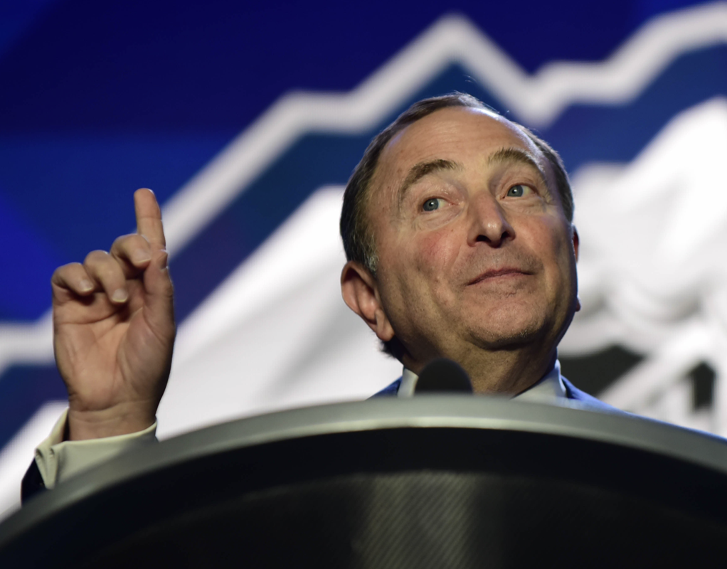 La ville de Québec ENCORE arnaqué par Gary Bettman...