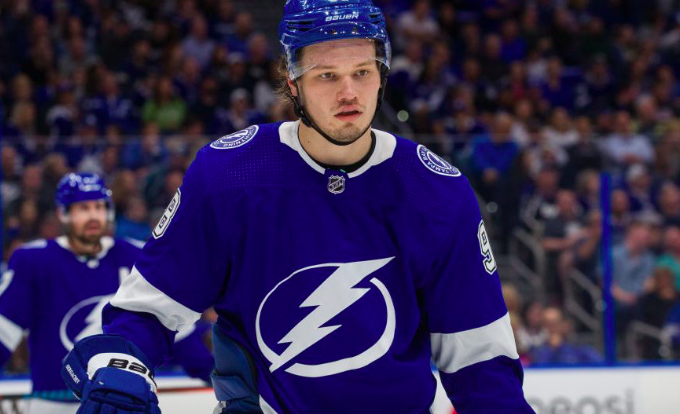 Mikhail Sergachev ARNAQUÉ par le Lightning!!!