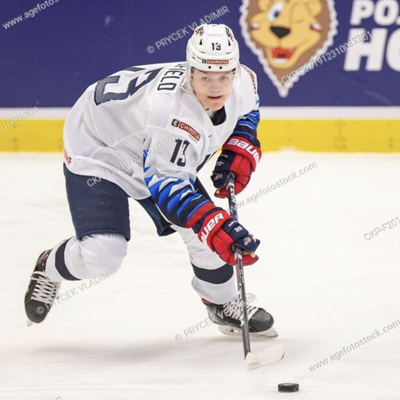 Cole Caufield en 13e place, pour la première journée...