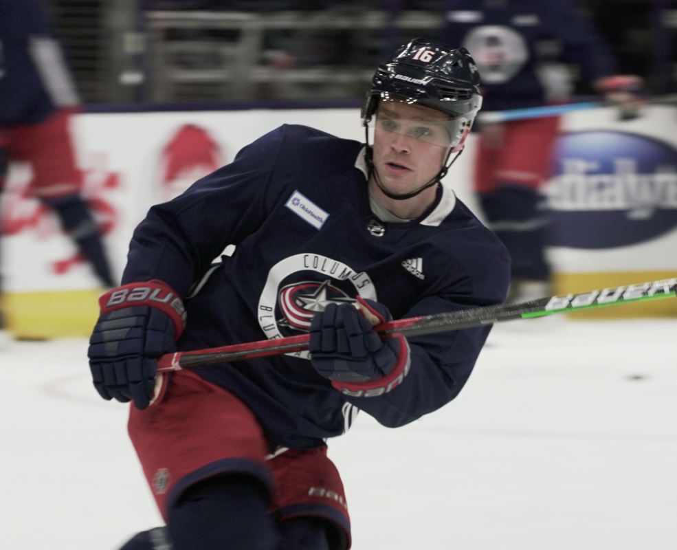 John Tortorella punit Pierre-Luc Dubois...