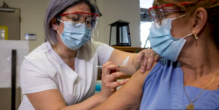 Tout le monde VACCINÉ en septembre 2021, le Centre Bell REMPLI en octobre prochain...