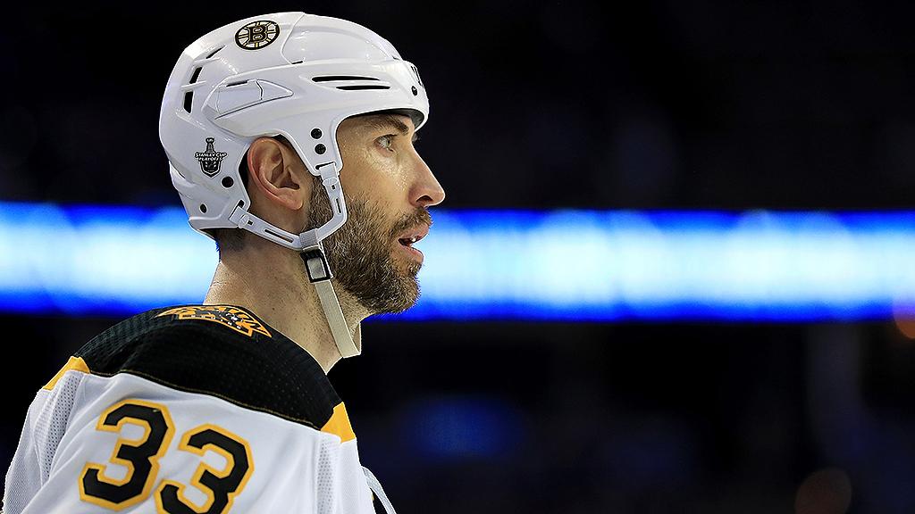 Zdeno Chara a été INSULTÉ par les Bruins...