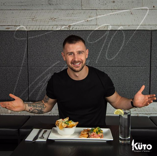 Tomas Tatar qui s'associe à un restaurant de TARTARE...