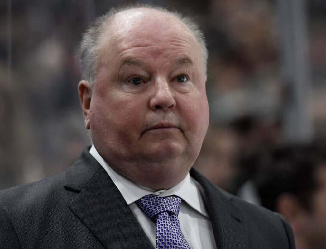 AYOYE...Bruce Boudreau continue de se QUÉMANDER une job...