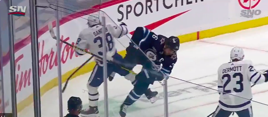 Vidéo: Blake Wheeler se fait DÉTRUIRE!!!!