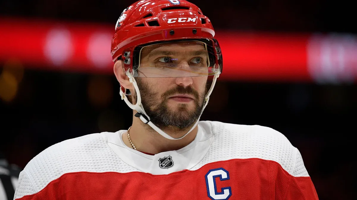 AYOYE...Alex Ovechkin à MONTRÉAL...