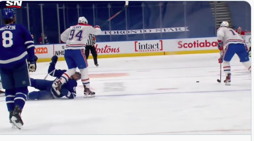 Brad Marchand prend la défense de Corey Perry...