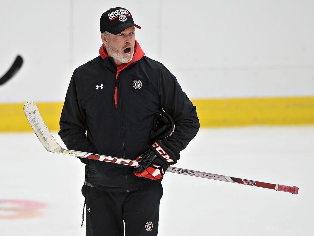 Le nom de Patrick Roy EXPLOSE à Montréal...