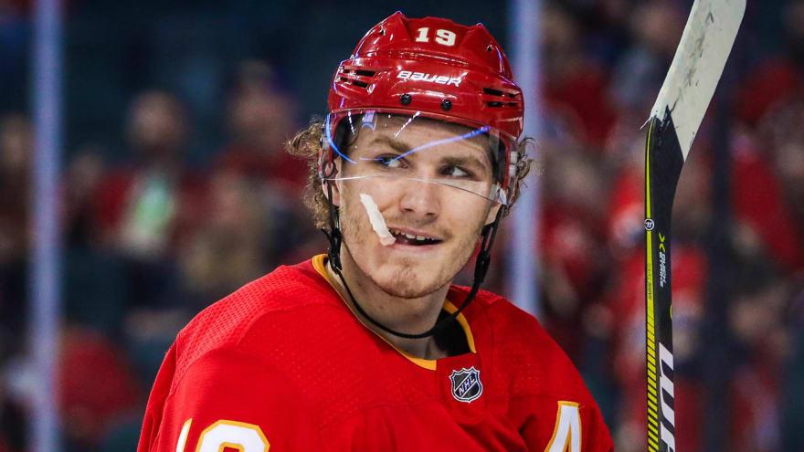 Matthew Tkachuk demande aux Oilers de gagner contre Montréal !