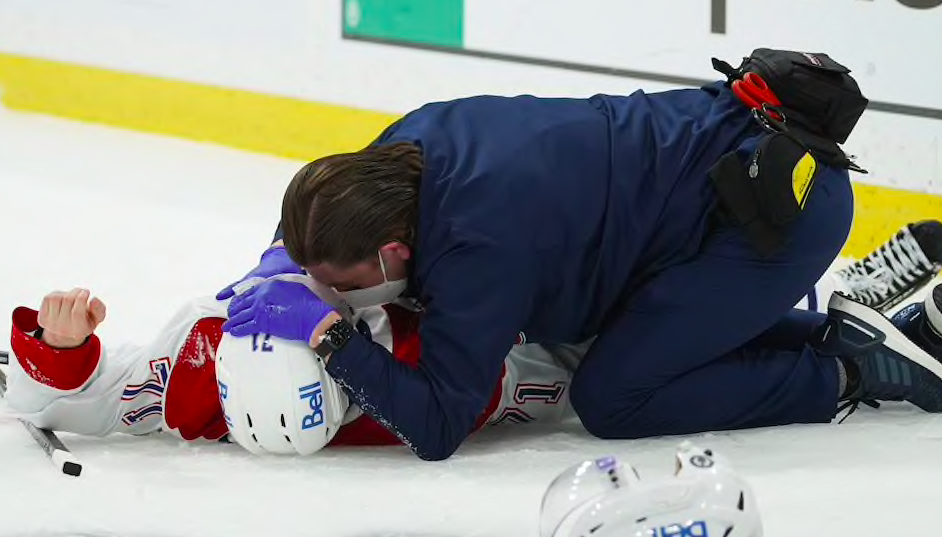 La carrière de Jake Evans en DANGER?