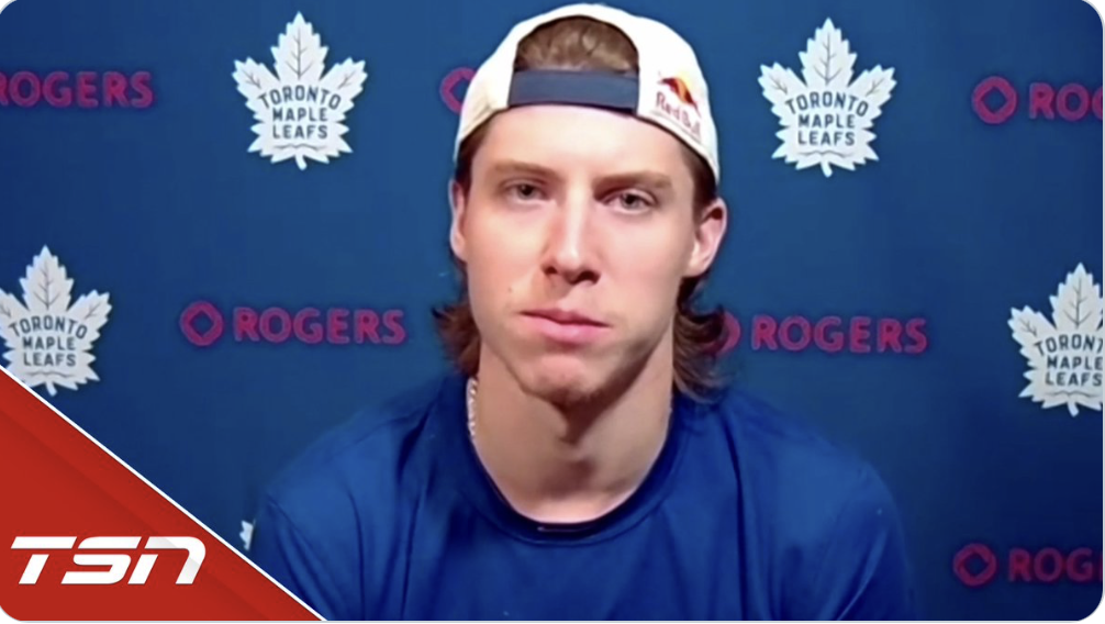 Mitch Marner pogné les culottes baissées...