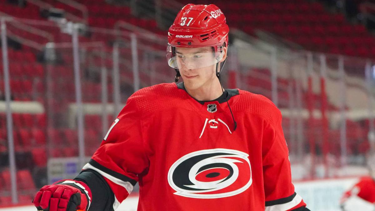 Un MÉGA contrat pour Andrei Svechnikov...