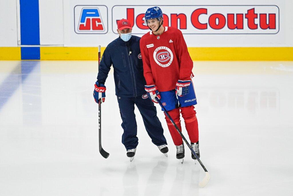 Kotkaniemi a même visé DUMB DUMB, et Claude Julien...