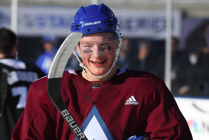 OFFRE HOSTILE: L'agent de Cale Makar réagit!!