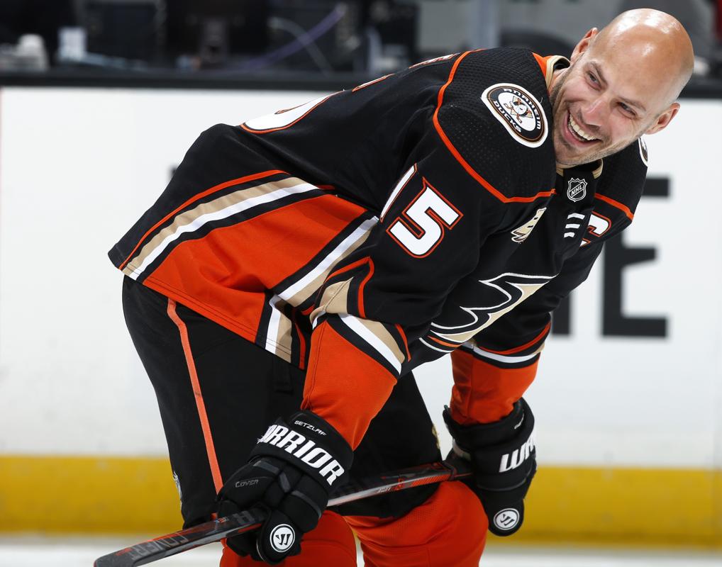 Pierre LeBrun lie Ryan Getzlaf à Montréal !!!