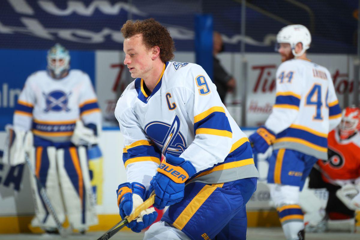 Jack Eichel VISE les Sabres publiquement!!!