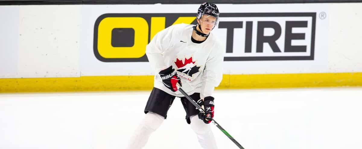 Kaiden Guhle déjà dominant au camp d'équipe canada...