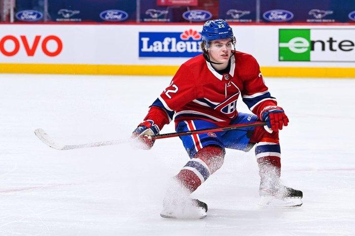 Coup de théâtre...Cole Caufield retiré du match...