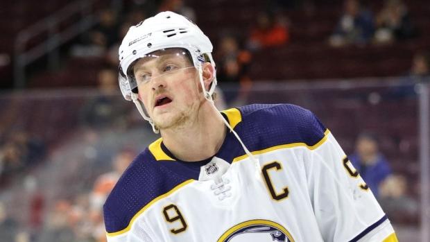 Jack Eichel est fait comme un RAT...