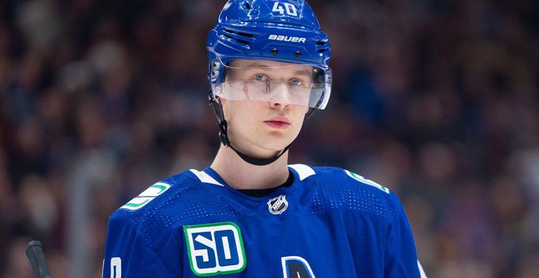 Pourquoi les Red Wings ne soumettent pas d'OFFRE HOSTILE à Elias Pettersson...