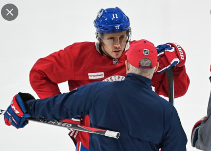 Ça CHAUFFE entre Brendan Gallagher et Dominique Ducharme...