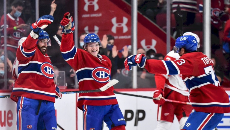 Cole Caufield ne fait pas la GUEULE comme Max Pacioretty...