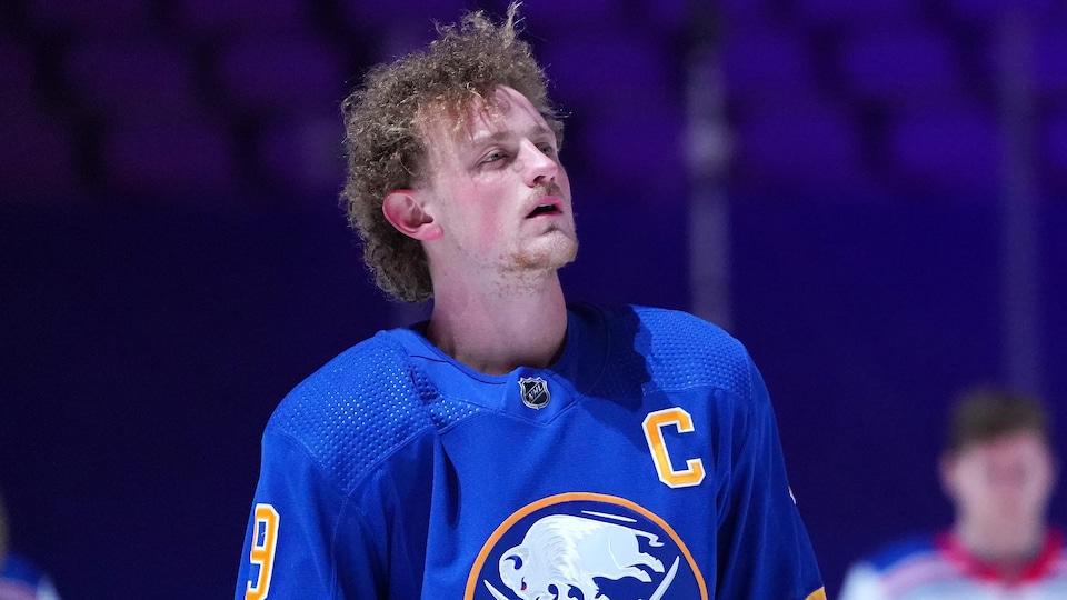 Jack Eichel envisagerait des poursuites...