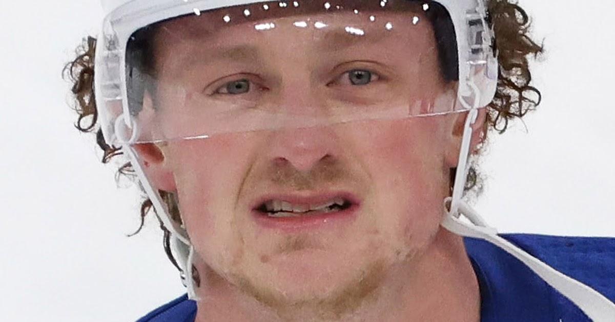 Jack Eichel: la rumeur de Calgary DÉMENTIE par Elliotte Friedman...