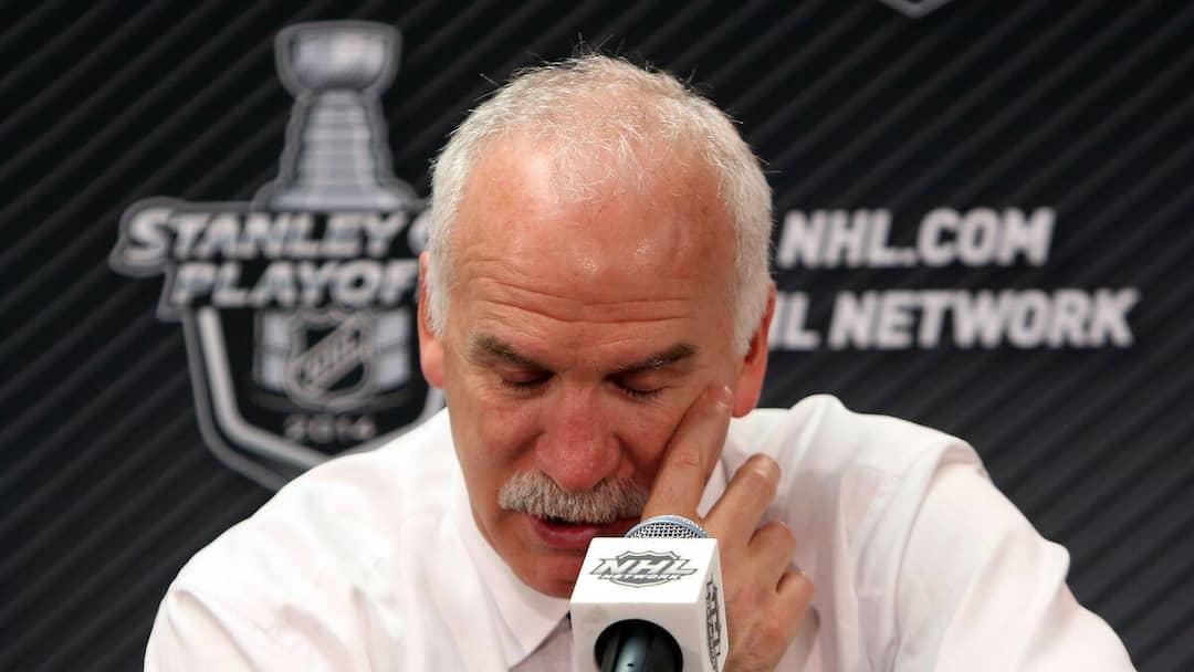 Joel Quenneville fait comme s'il DÉMISSIONNE de son plein gré..