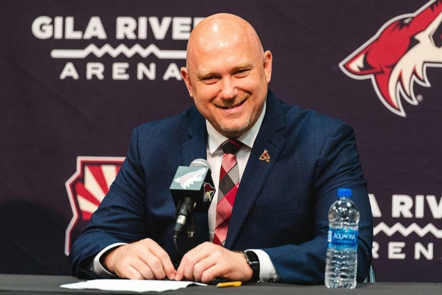 Les Coyotes à Houston...André Tourigny est dans la M....