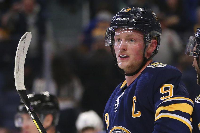 Les Sharks viennent de soumettre une OFFRE pour Jack Eichel!!!!