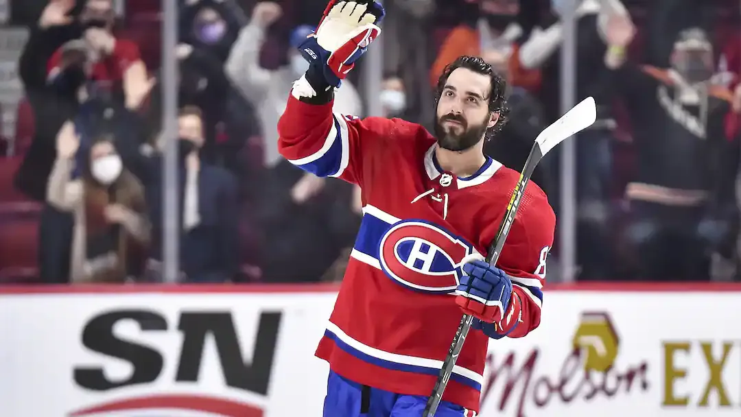 WOW!!! Mathieu Perreault aurait pu perdre la vue!!!