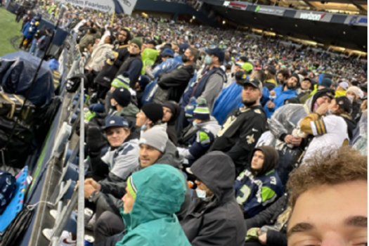 Mathieu Perreault CHUG de la BUD...au match des Seahawks!!!!