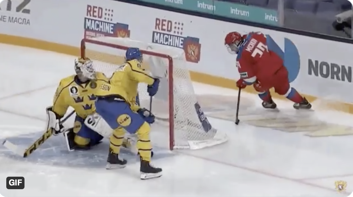 AYOYE...Le prodige russe de 16 ans, avec un LA CROSSE GOAL...