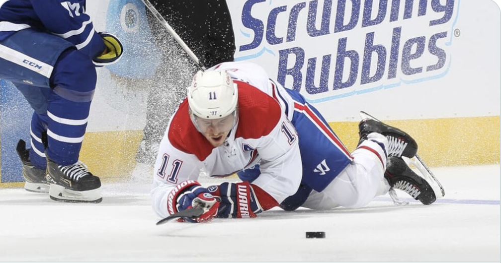 Brendan Gallagher se fait enfin ramasser...