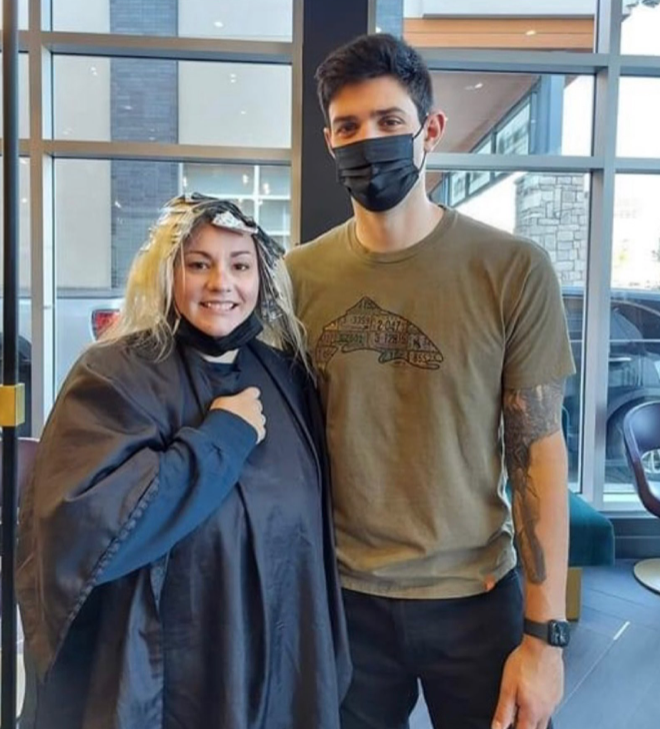 Carey Price est allé se faire couper les cheveux..et a perdu beaucoup de poids...