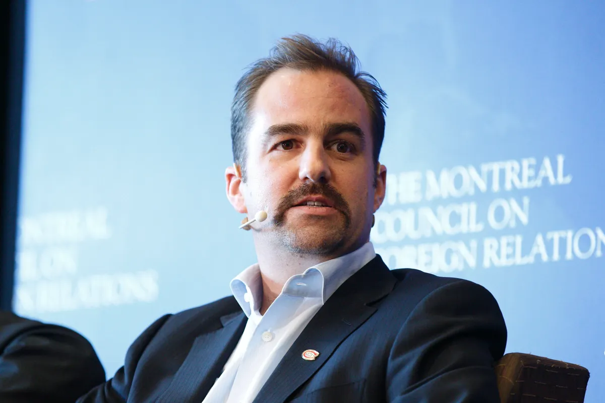 Geoff Molson cherche présentement un DG ?