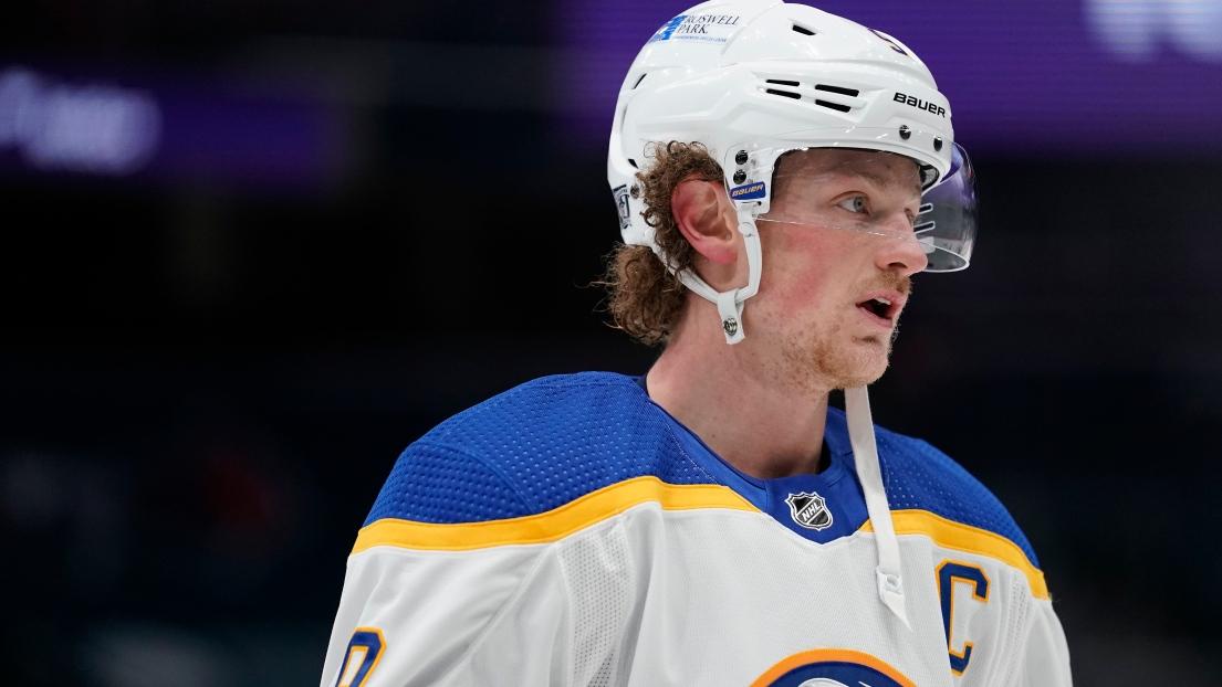 Personne ne croit l'entraîneur des Flames à propos de Jack  Eichel...