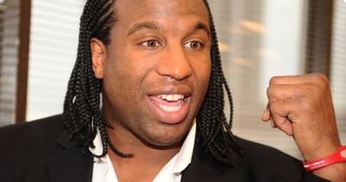 Georges Laraque remporte le CONCOURS du SPORTNOGRAPHE..HAHA!!!